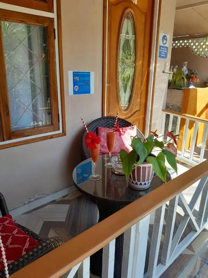 Apartment My Corner Guest House Victoria